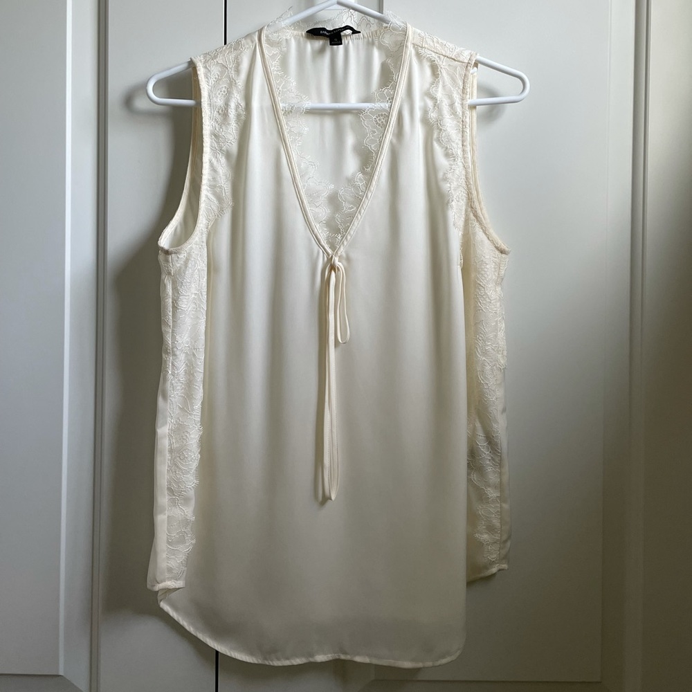 Beautiful Banana Republic Blouse